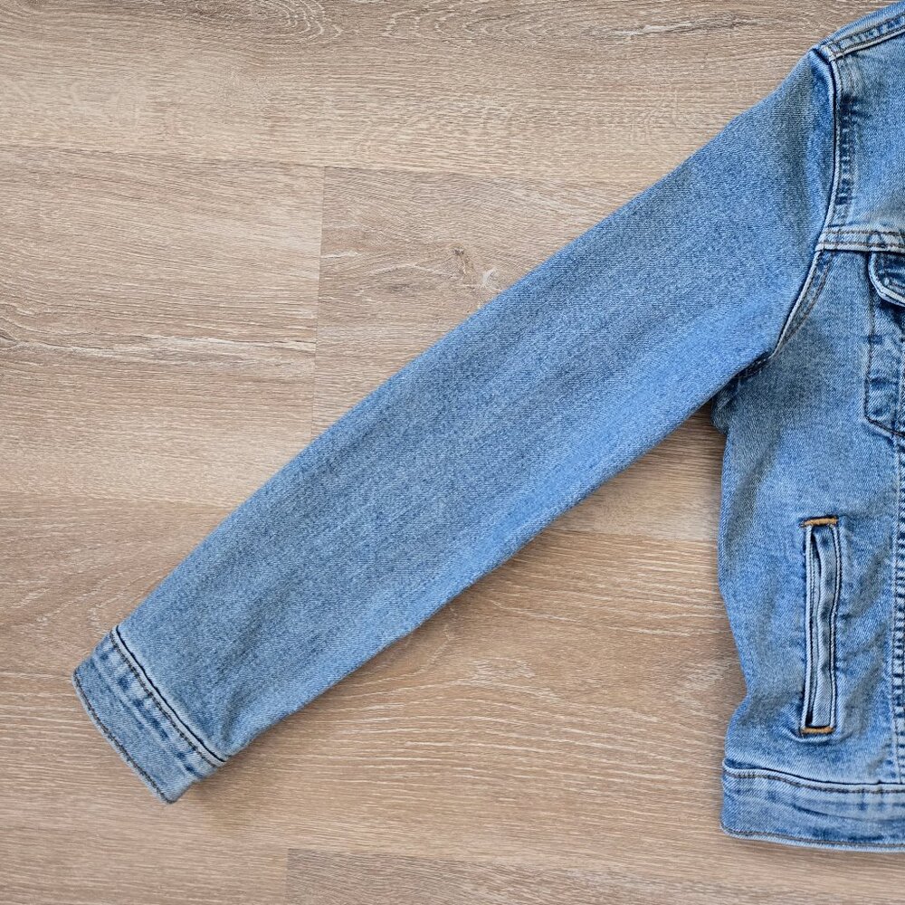 Levi’s Original Trucker Jacket Women’s Small – Classic Stretch Denim, Light Wash - Picture 4 of 17